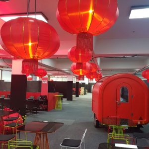 event-rigging-lanterns-2